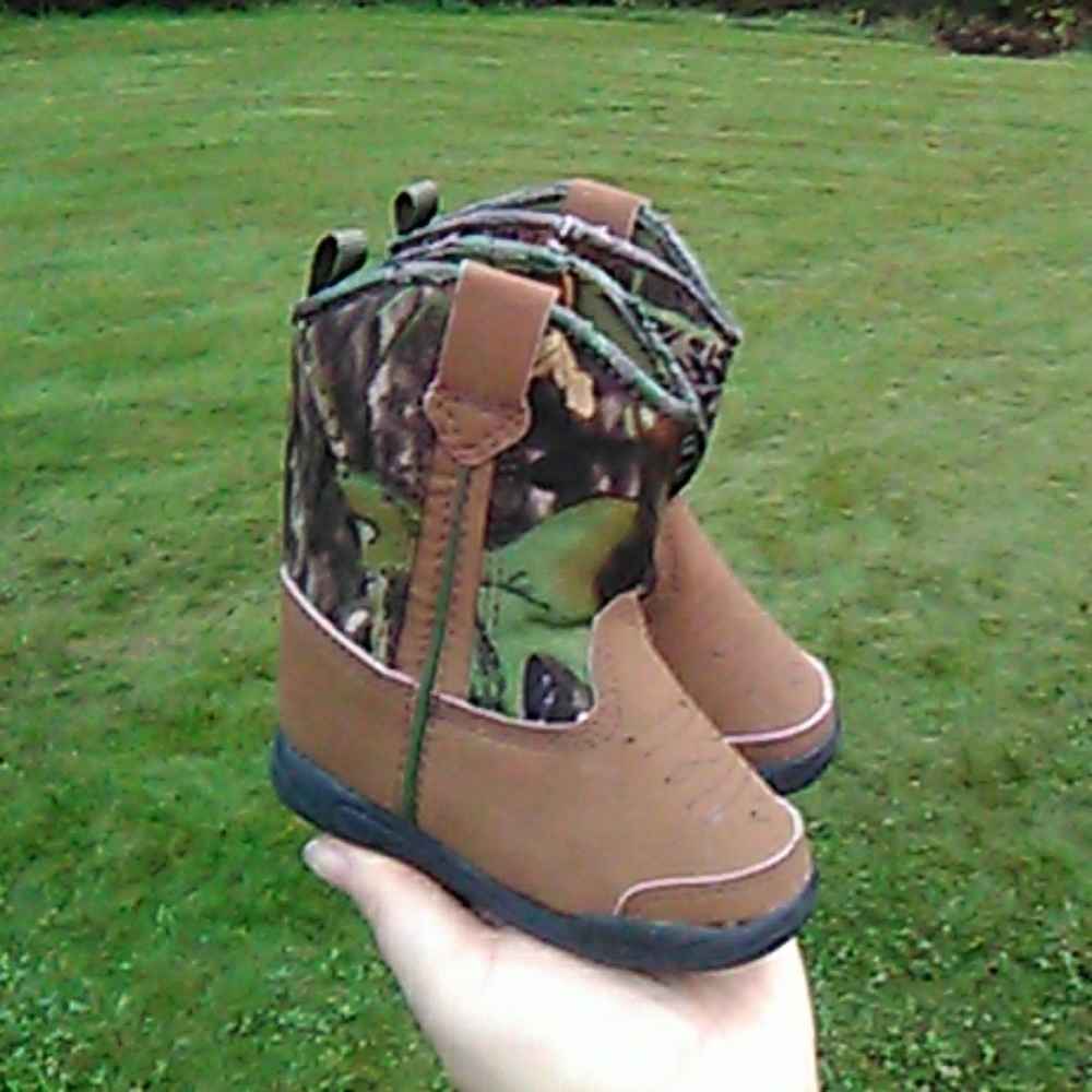 Boys Camo Boots Size 3 Toddler